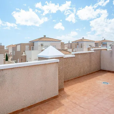 Hébergement de vacances 3 Bedroom Lovely In